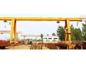 箱形门式起重机